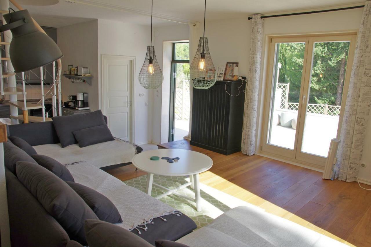 Holiday Home Nevista 수마르틴 외부 사진
